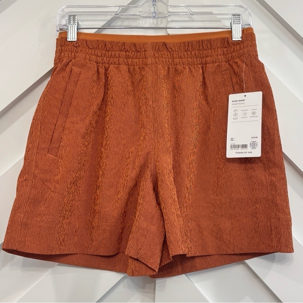 NWT Athleta Echo Shorts Size 4 In Rust/Brown
